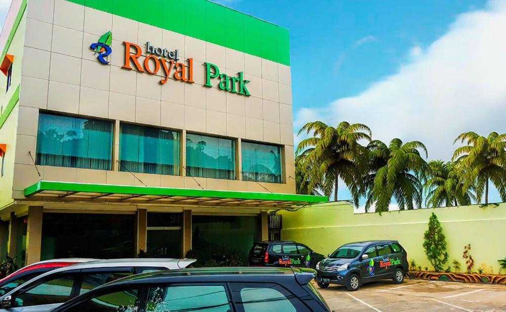 Royal Park Hotel Samarinda Eksteriør bilde