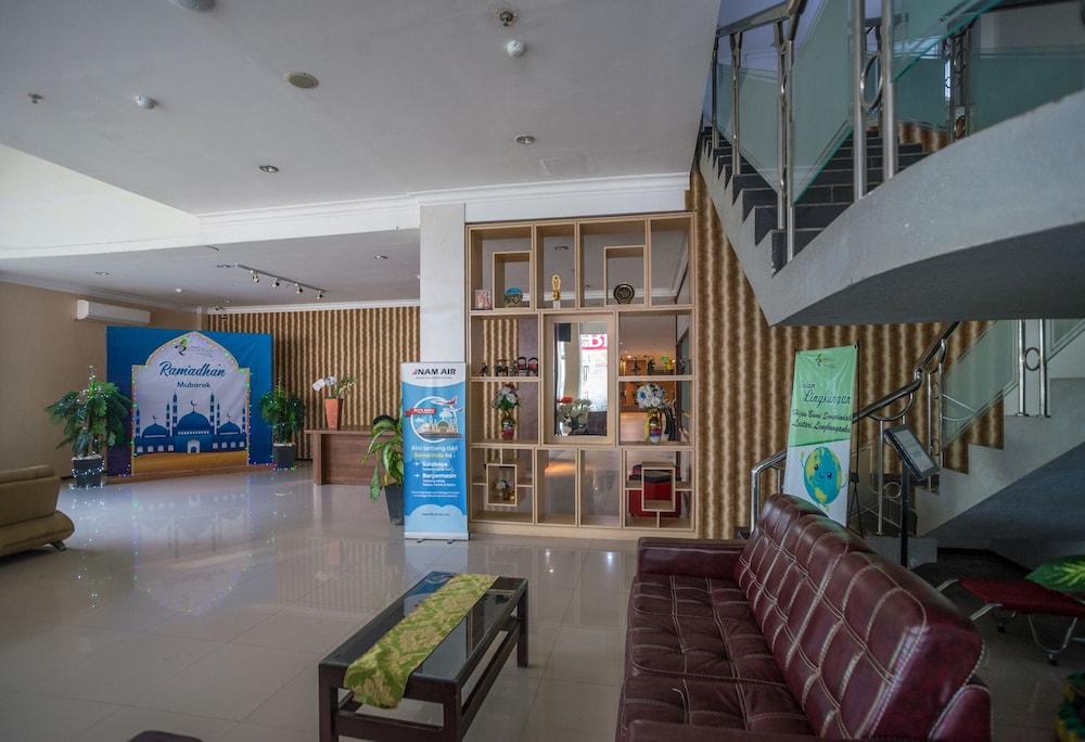Royal Park Hotel Samarinda Eksteriør bilde