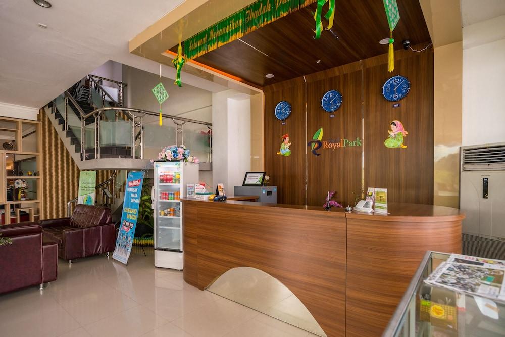 Royal Park Hotel Samarinda Eksteriør bilde