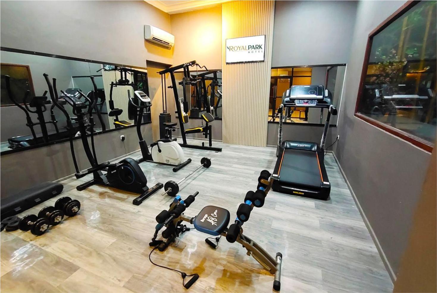 Royal Park Hotel Samarinda Eksteriør bilde