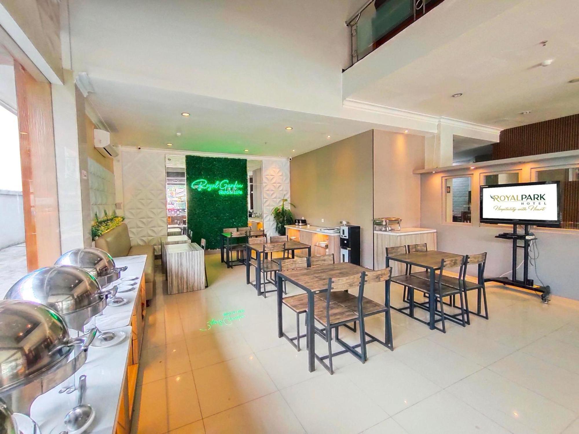 Royal Park Hotel Samarinda Eksteriør bilde