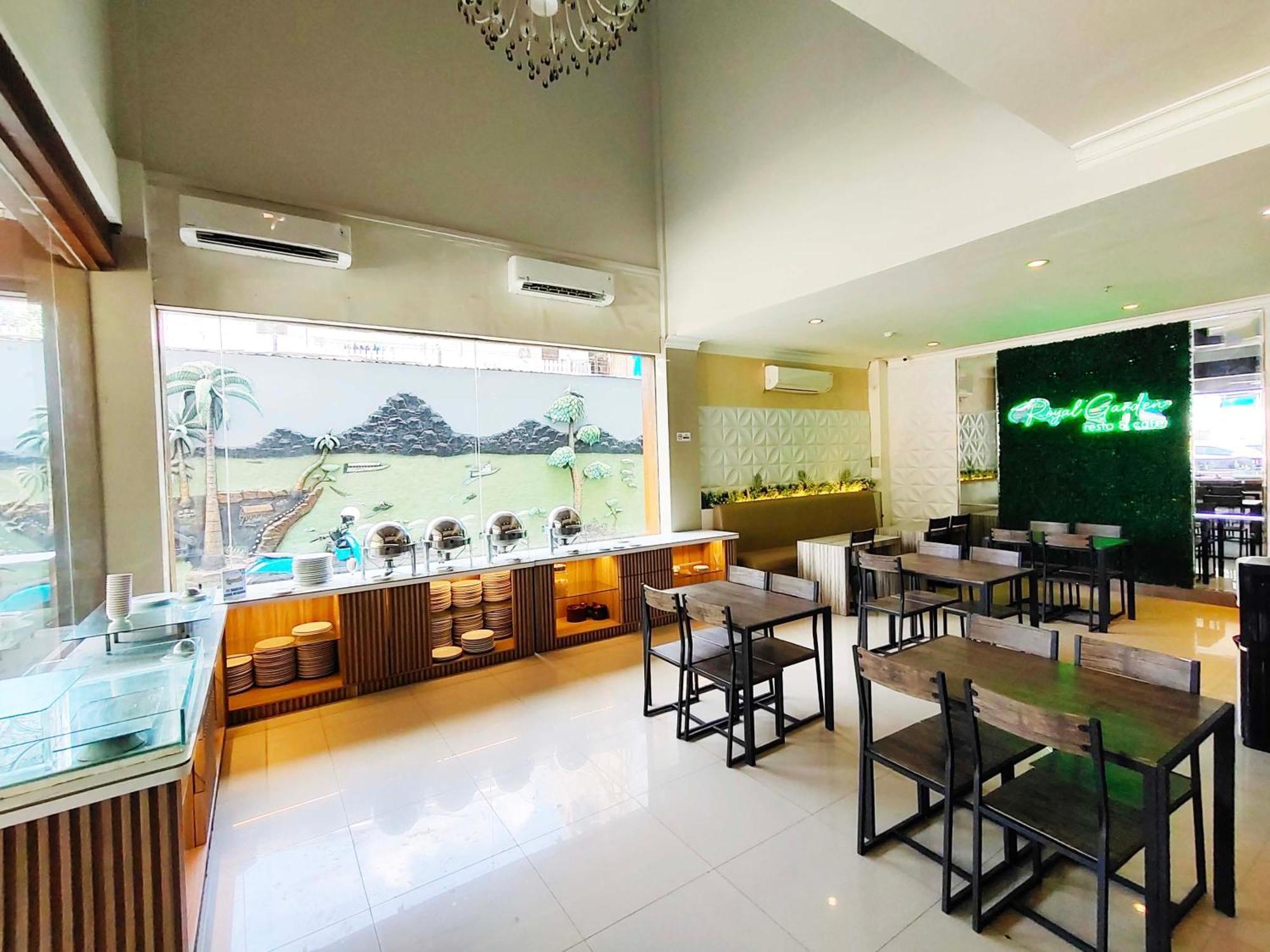 Royal Park Hotel Samarinda Eksteriør bilde
