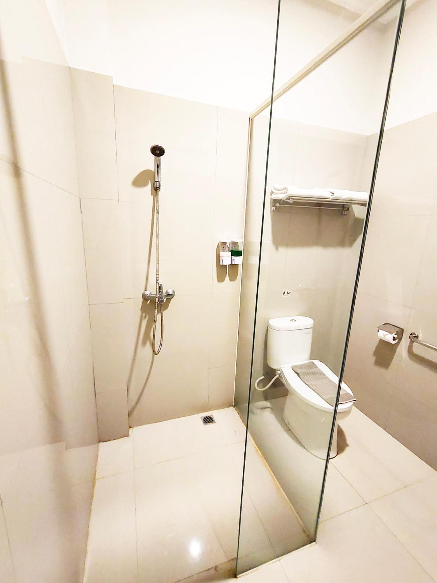 Royal Park Hotel Samarinda Eksteriør bilde