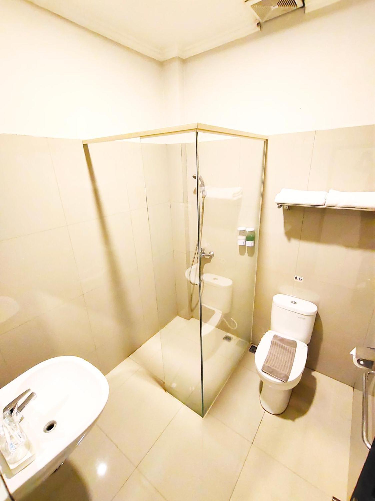Royal Park Hotel Samarinda Eksteriør bilde
